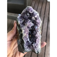 Интерьерный камень, сталактит аметиста 16*10см