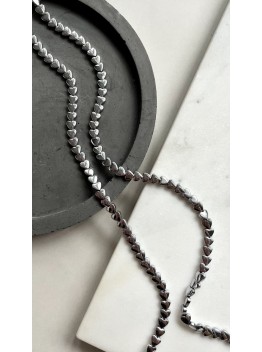 Гематит, бусины в форме сердца 6 мм